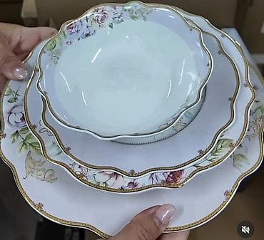 luksuzne garniture: Porcelanski set tanjira sa činijom – elegantan servis za posluživanje — 1