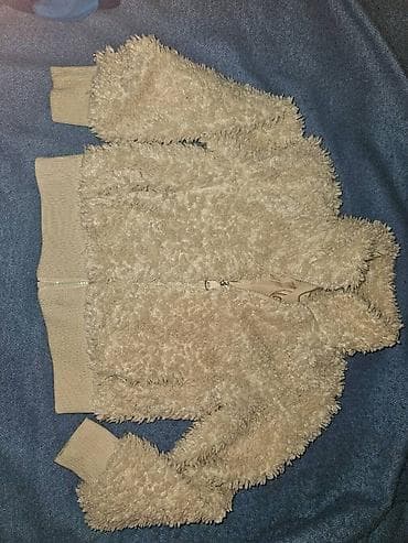 kaputi mona: Zara čupava bež jakna bundica u veličini xs. Bez mane, odlična — 1