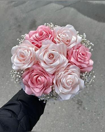 Ručni buketi ruža – dekorativni i svečani aranžmani - Elegantni