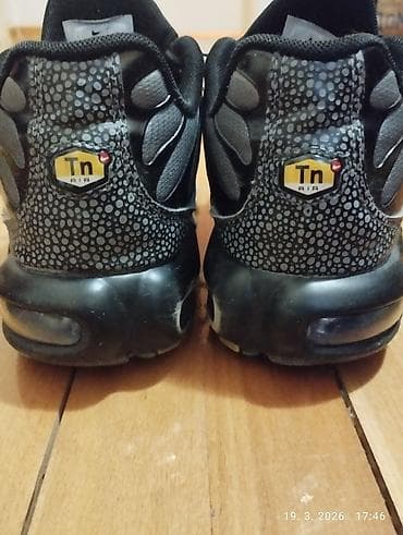 ecco patike zenske: Nike Air Max Plus TN patike br 43/44 oštećenje ima odlepljeno sa — 4