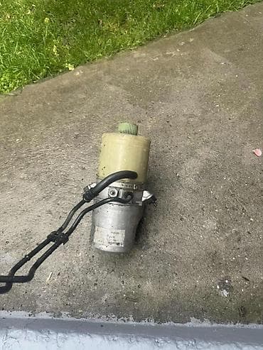 rucna pumpa za auto gume: SERVO PUMPA VW POLO SKODA FABIA SEAT IBIZA | Serwo pumpa trw — 1