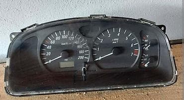 osigurac za instrument tablu scenic: INSTRUMENT TABLA KM SAT ZA OPEL AGILA | Svi delovi za Opel vozila  — 2