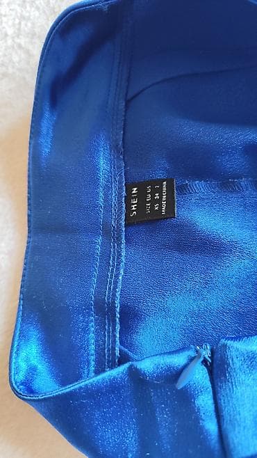 poderane farmerke: Ženske satenske pantalone – kobalt plave - Materijal: glatki, sjajni — 5