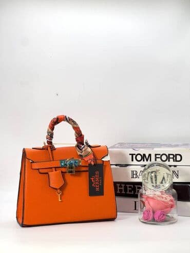 Travel suitcases and bags: Tasne 
pk — 12