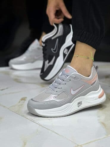 nike react 270: 40 — 1