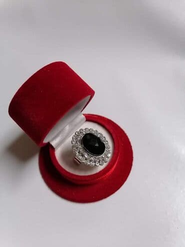 nozni prsten: Prsten podesiv
Cena:800din. K — 2
