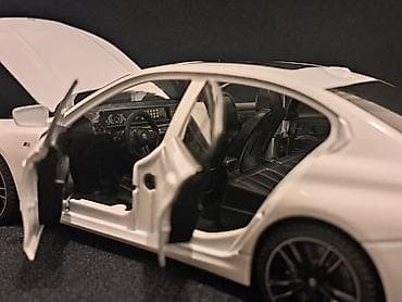bmw s1000rr igracka: BMW 325LI G20 "Alpine Weiss" 1:24 - NOVO NOVO! Model BMW 325LI — 8