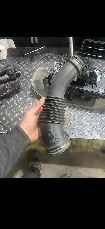 bas ovaj: AUDI Q5 CEV CREVO TURBINE E | Audi delovi zemun altina 06******** — 2