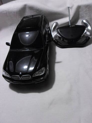velike lutke za devojcice: Na daljinski džip Rastar BMW X5 - China,17 cm.,u auto 4 baterije aa,u — 2