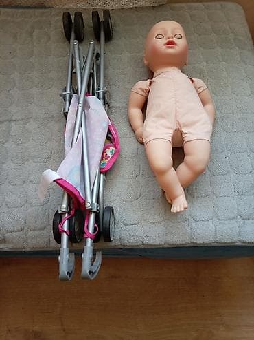 guralice hodalice za bebe: Set za igru – lutka beba i sklopiva kolica za lutke - Lutka beba — 1