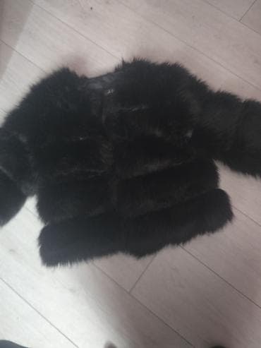 parfemi oriflame zenski: Crna ženska bunda od veštačkog krzna - Model: kratka bunda sa — 3
