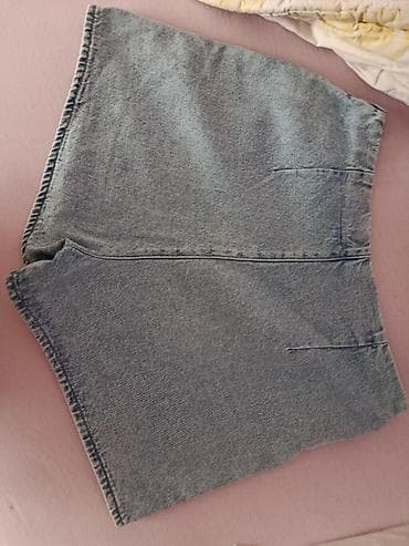 pantalone s: Ženski teksas šorts/duknja – AMISU - Brend: AMISU - Veličina: EU 42 — 6