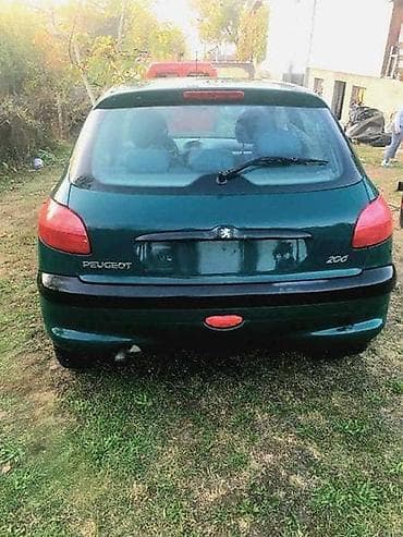 gps za automobile: TREĆE STOP SVETLO ZA PEUGEOT 206 | Treće stop svetlo za peugeot — 1