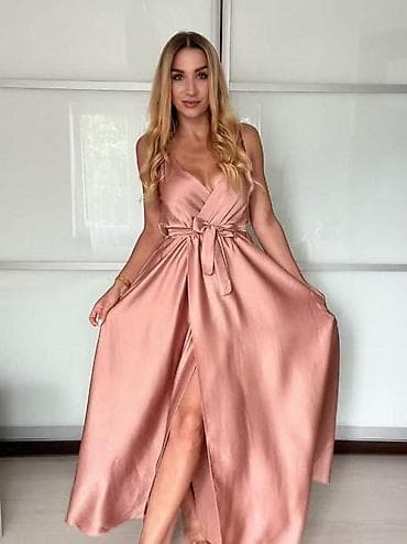 mona haljina: Svileni maxi haljina s V-izrezom i pojasom - Elegantna duga haljina — 1