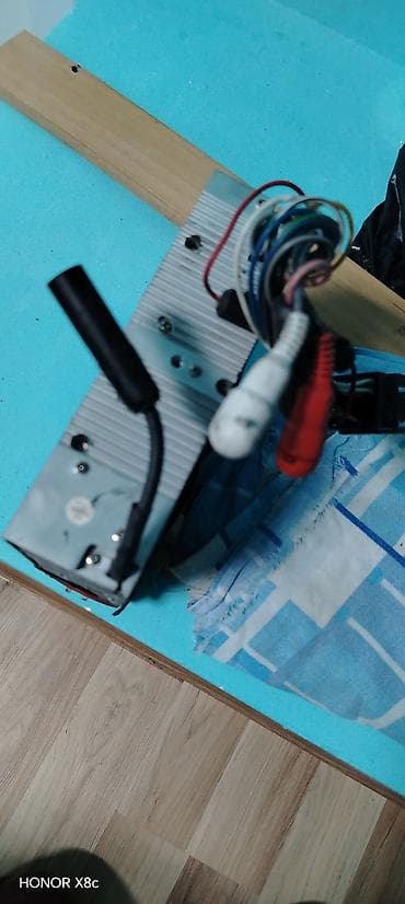 tabla za alat: Auto radio CD plejer Universum (RDS) - Model: Universum Car Compact — 7