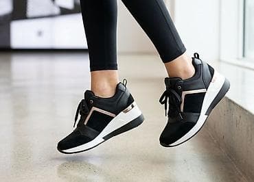 dzordanke crne: Ženske patike – urbani sporty model - Boja: crna sa detaljima u boji — 1
