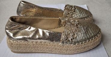 Espadrile: Espadrile, 38