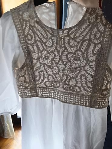 haljine svecane beograd: Bela haljina sa pamučnim čipkanim prslukom - Model: midi haljina — 5