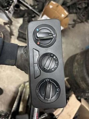 auto otpad audi mladenovac: KLIMATRONIK ZA AUDI A1 | 8X0 820 045 A — 2