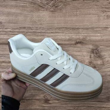 jordan max aura 3: Adidas — 4
