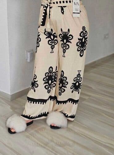 pocepane pantalone: M/L i Xl/2xl Cena 1700 din 🌹 — 3