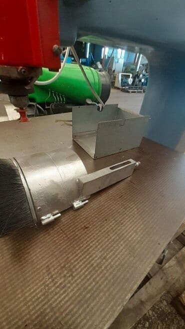 vibro sto: Ober frezer CP 🛠️ Specifikacije: Motor sa dve brzine: 3 KS, brzina — 3