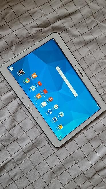 playstation 1 igre: Samsung Galaxy Tab 4 10.1 (SM‑T530) – beli - Ekran: 10.1" TFT — 3