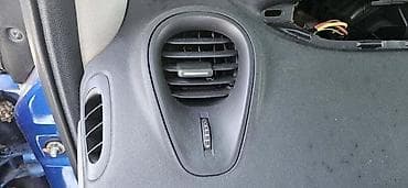 zvezdano nebo u autu cena: RESETKA ZA RENAULT SCENIC ZA 2006. GOD — 3
