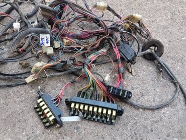 osigurac za instrument tablu: Instalacija kompletna Lada 21214 Niva 1.7i br.3. Polovna, ocuvana — 7