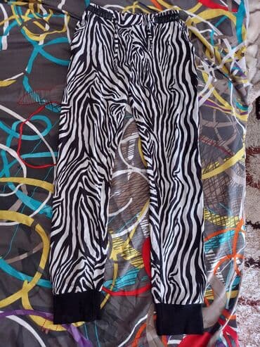zenski kompleti pantalone i sako: Drugi kroj pantalona — 1