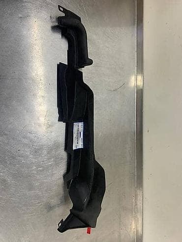 USMERIVAČ ZA AUDI A4 - 8W0821169C | Usmerivac vazduha Audi A4