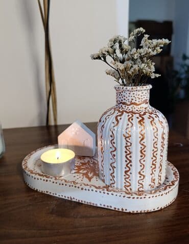 polovan nameštaj ugaone klupe za trpezariju polovne: Vase, color - White, New — 1