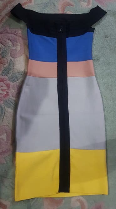 new yorker нови сад – слике: Herve Leger model haljina. Kvalitet za 10++. Uska, uz telo, sarena — 2