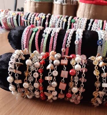 batch kod parfem: Narukvice Hand Made 150 vockice, 200 ime, 250 perlice Isporuka Slanje — 27