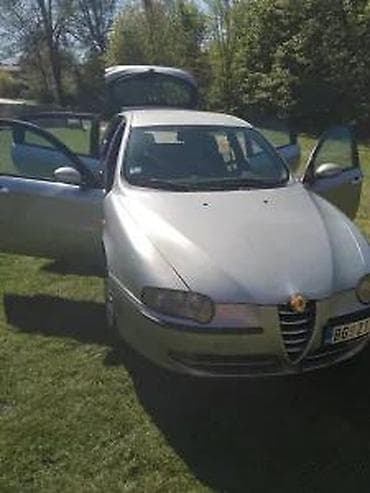 moj auto: ALFA ROMEO 147 JTD 8V | Godište 2001. Kilometraža 306.000 km Gorivo — 2
