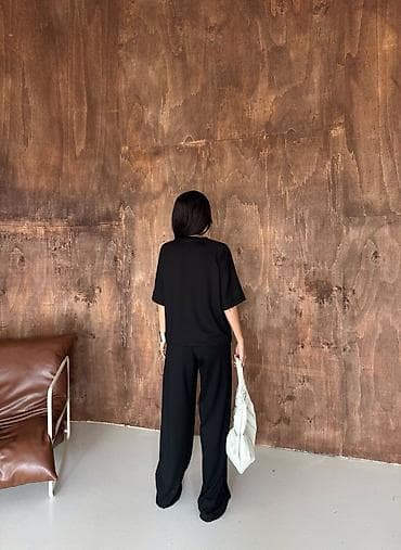 Kućna odeća: Kompleti Cena 3500 din Duzina 120 cm Vel uni Boje crna teget zelena — 4