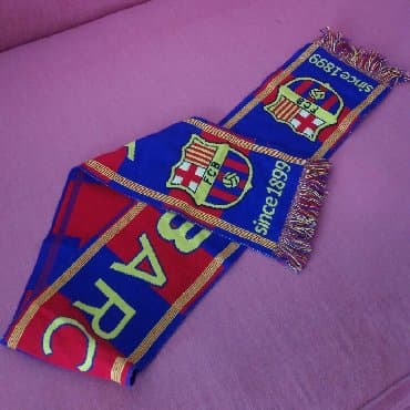 zara beograd: Originalni šal Barselone Kupljen u oficijelnoj radnji na Nou Camp — 1