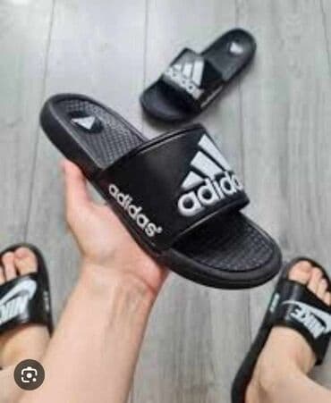 letnji kompleti za punije osobe: Beach slippers, Calvin Klein — 5