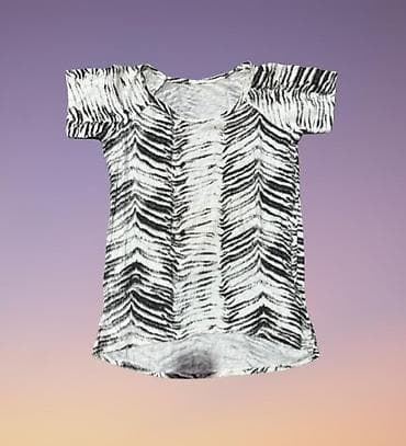 prsluk s: Ženska majica sa zebra printom
Univerzalna — 1