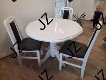 dimenzija stolice: Sto rogovi dimenzije: 100+30 cena: 170 e Stolice rupa Meblo Cena — 1