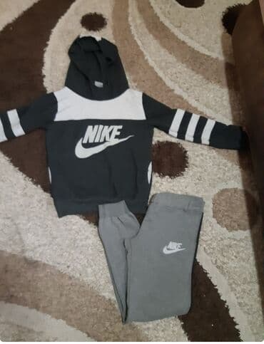 crvena haljina za devojcice: Nike, 146-152, For boys — 1