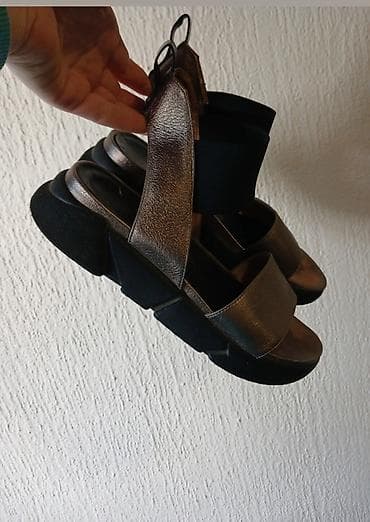 capelli rossi sandale: Antonella Rossi kožne sandale 38/unutrasnje gaziste 24,5cm Izrađene — 2