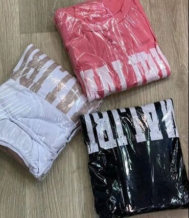 dux haljina: Dux+helanke=2300 din
Vel:s,m,l,xl — 2