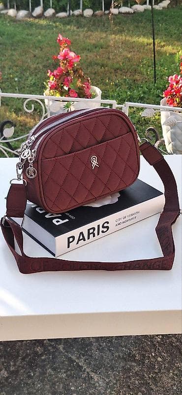 Belts: Torbica 
2300 dinara 
mn — 2