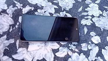 telefoni sa dve kartice: Xiaomi Redmi pametni telefon – bela boja - Ekran: veliki „punch‑hole“ — 2