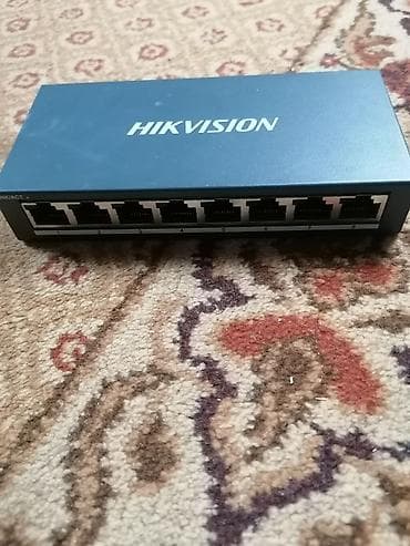 Hikvision Ethernet switch DS-3E0508-E(B) - 8 Fast Ethernet RJ45