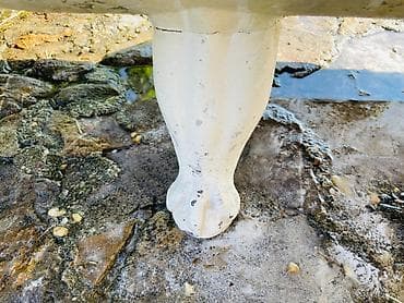 snesko belic na naduvavanje: Retro tučana kada sa nogicama stilska visina 58 cm širina 77 cm — 3