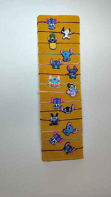 crne tunike: Set narukvica sa crtaćim motivima – raznobojni končići sa — 3