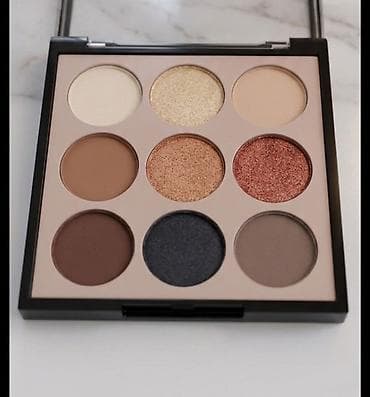 Paleta senki za oči – 9 nijansi - Raspored u 3x3: kombinacija mat i at lalafo.rs Paleta senki za oči – 9 nijansi - Raspored u 3x3: kombinacija mat i