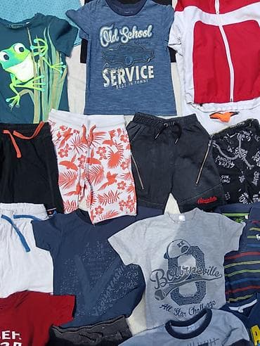 hodalice za bebe: Veliki paket dečije garderobe za dečaka (otprilike 4–5 god preko 40 — 5